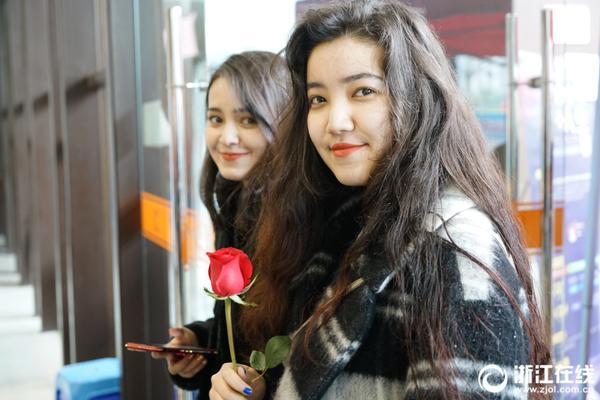 A study found that eating a plant-based diet can reduce the risk of type 2 diabetes by 30% compared to a meat-heavy diet.