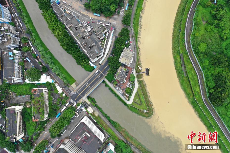 A charity organization started a campaign to raise awareness about mental health