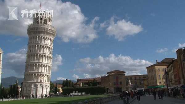 Florist offers special arrangements for upcoming holiday celebrations