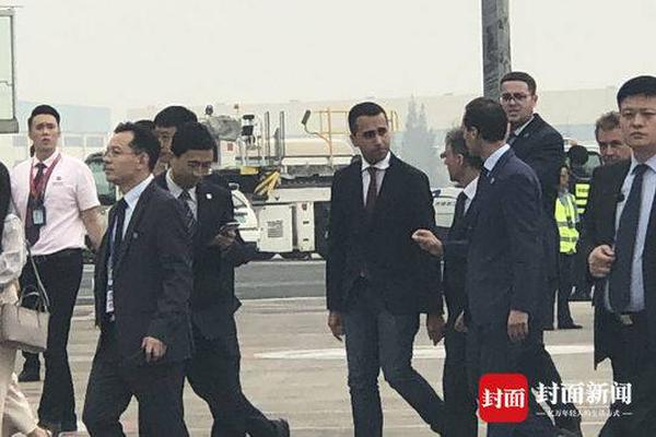 A hospital launched a program to help people quit smoking with free counseling