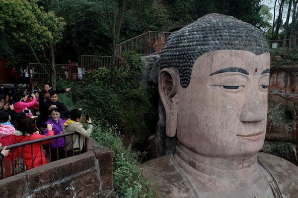 Park officials announce new rules to protect wildlife in park areas