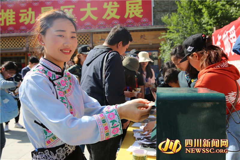 A local theater hosted a comedy night featuring local comedians