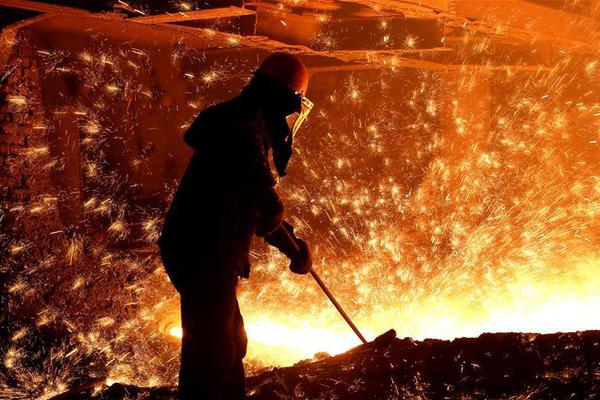 A community group organized a fundraiser that collected $6000 to buy new books for a local library