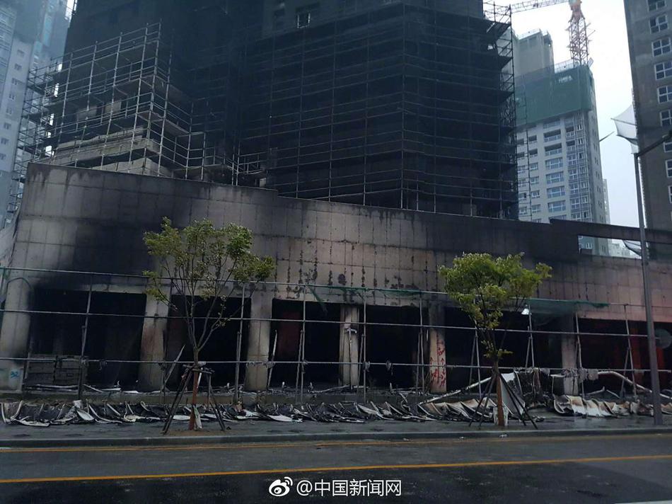 A team of archaeologists uncovered ancient artifacts dating back over 3,000 years at a dig site in the countryside.