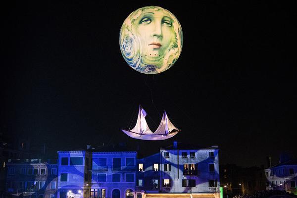 A severe thunderstorm hit the city causing damage to trees and power lines and delaying airport flights