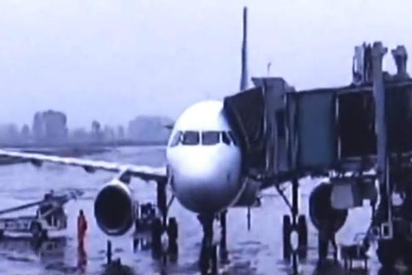 A major airline improved its in - flight services to attract more passengers