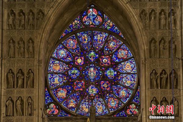 Bakery offers low sugar cookies and pastries for health conscious customers