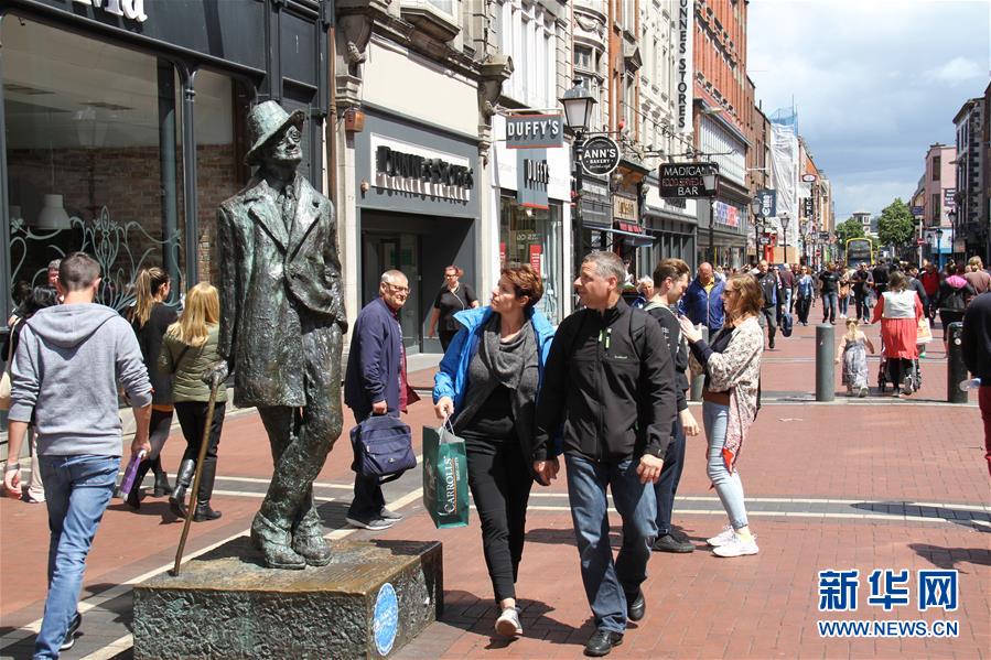 A pet store started offering supplies for exotic pets like reptiles and birds