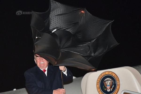 A referendum on constitutional amendments will take place in June allowing citizens to vote on political reform