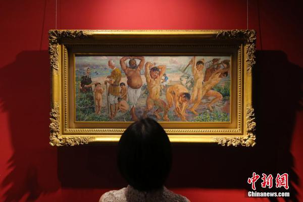 Research shows that stretching before exercise prevents muscle strains