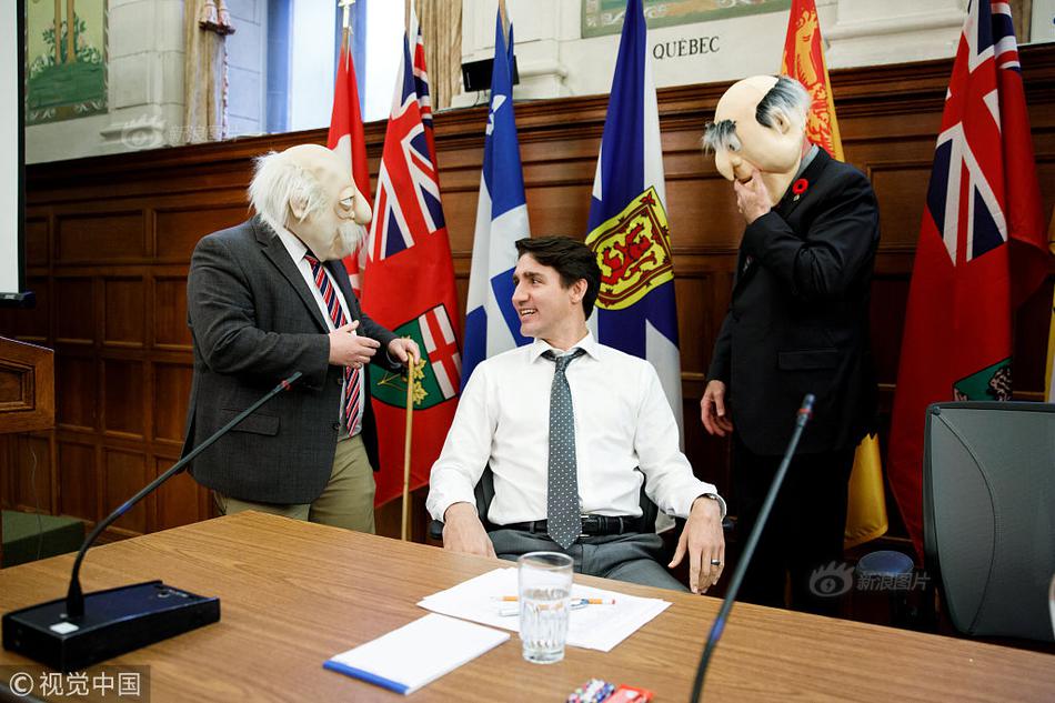 A community garden hosted a tomato growing contest with prizes for the largest and sweetest fruits