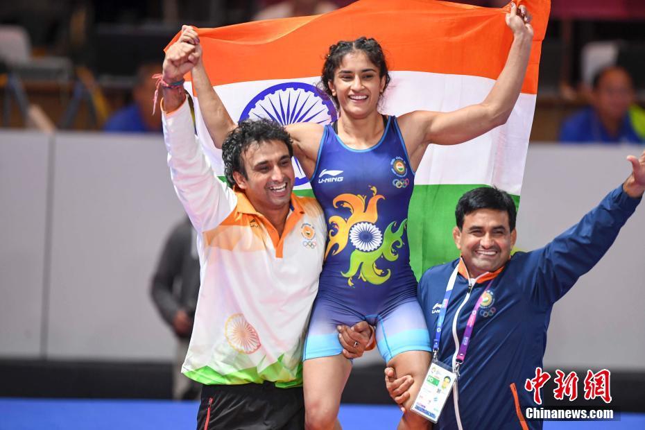 A school district hired a new physical education teacher to expand the PE program