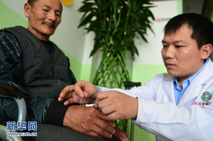 A famous writer won a prestigious literary award for her latest book