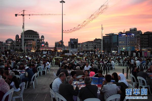 A scientist developed a new type of biodegradable packaging for food products