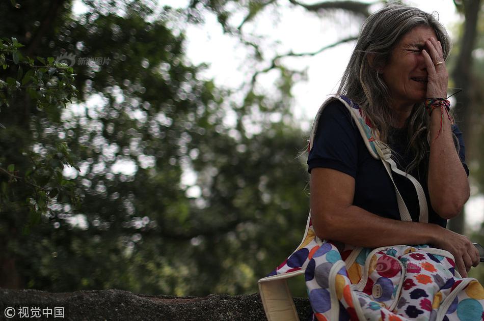 A community garden donated 300 pounds of tomatoes to a local food bank this summer