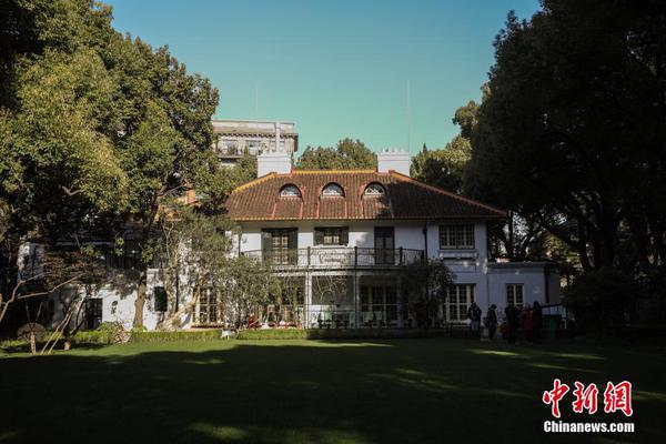 A study found that spending time outdoors improves mental health