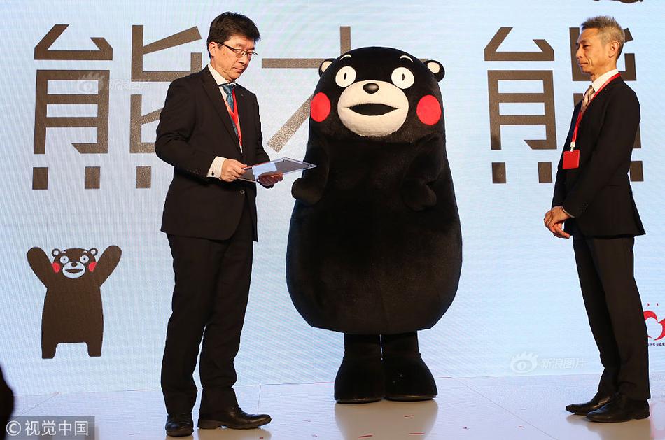 Chemists develop new sunscreen formula that is reef safe and water resistant for 8 hours