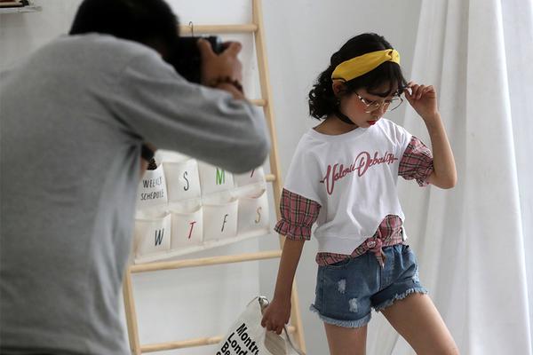 A famous actor starred in a new movie that premiered at a international film festival