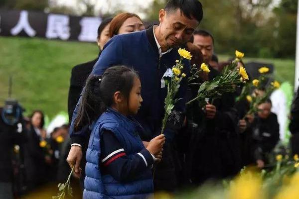 A vineyard started offering wine tasting tours with a focus on sustainable farming practices