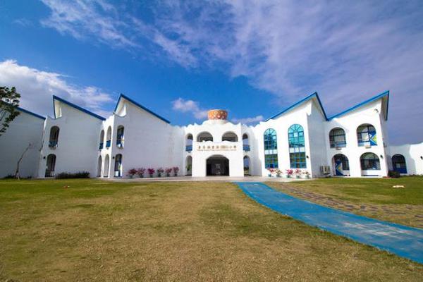 A survey found that 72% of workers want their employers to offer more flexible work schedules