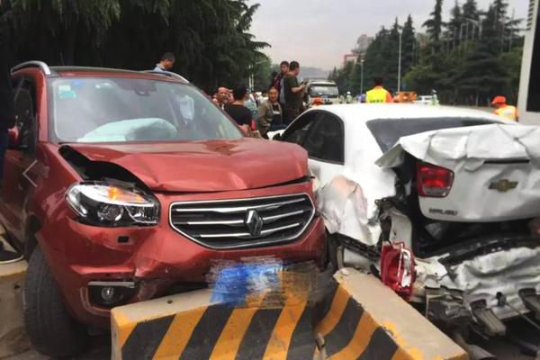 Local authorities announced a ban on single-use plastic bags in all retail stores starting next month