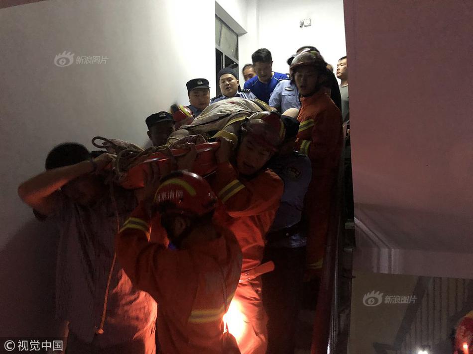 The government launched a program to help people quit smoking