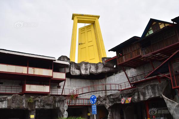 Researchers studied the impact of social media on teen self-esteem