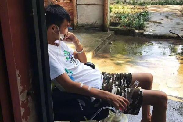 School newsletter shares student artwork and poetry