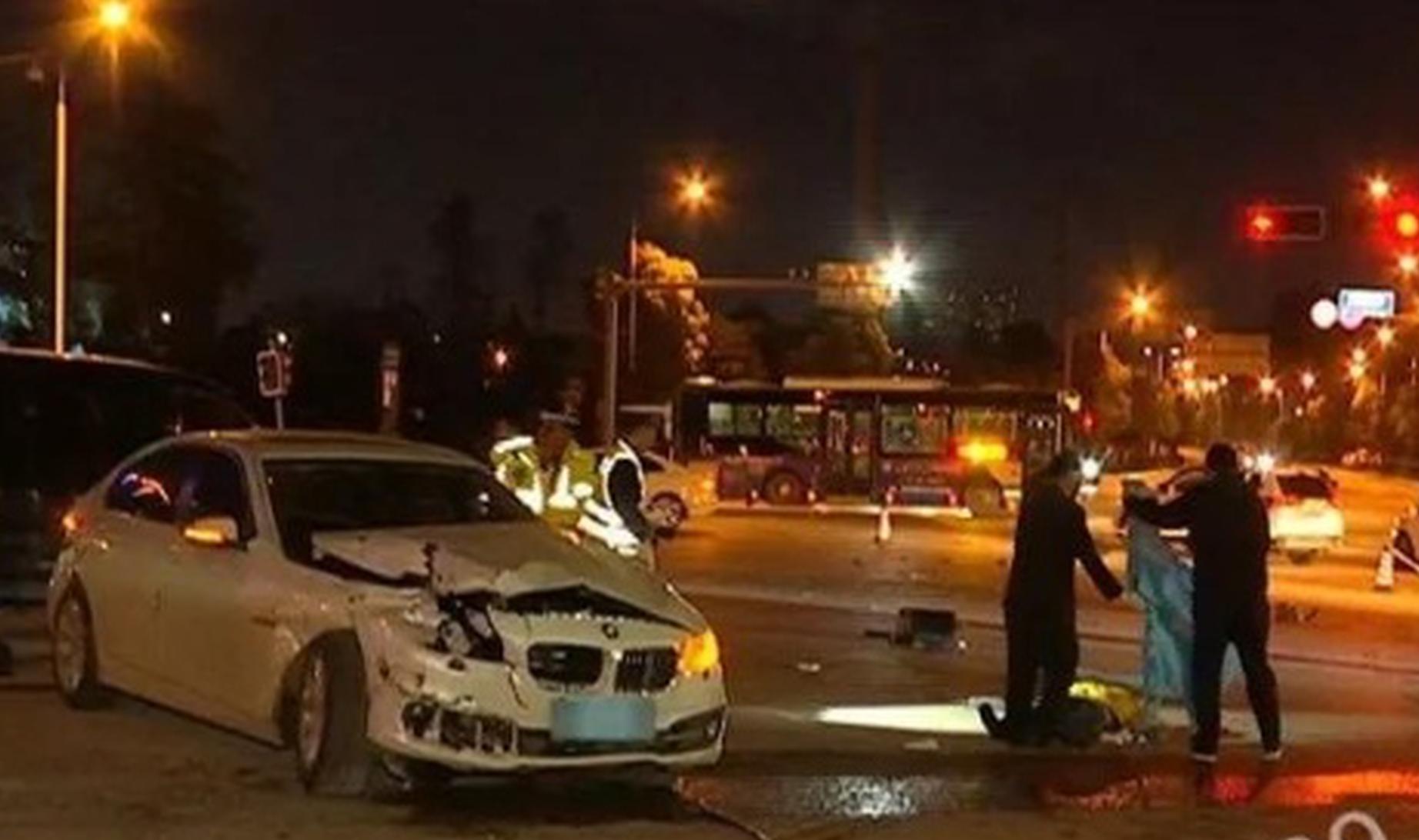 Postal service adds extra delivery days during holiday season to handle packages