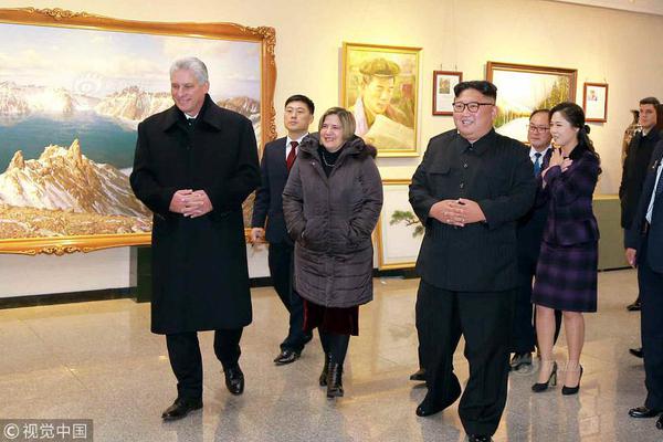 A new study showed that drinking enough water can improve skin health