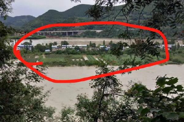 Astronomers detect signs of habitability on exoplanet located 300 light years away