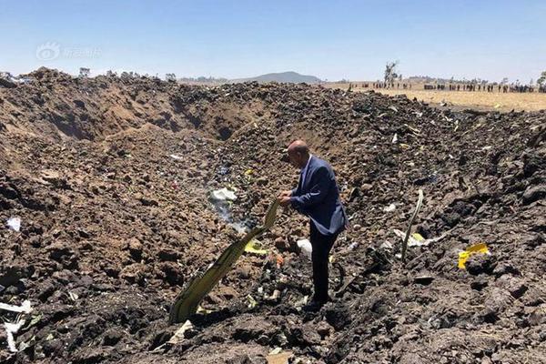 A grocery store started offering online recipe suggestions based on the items customers have in their cart