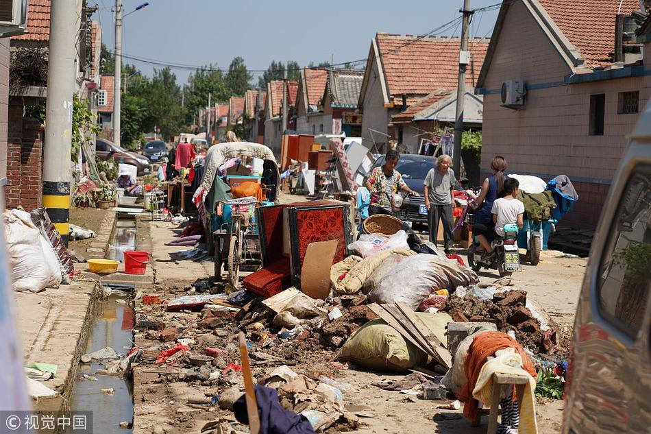 A scientist discovered a new way to convert plastic waste into fuel