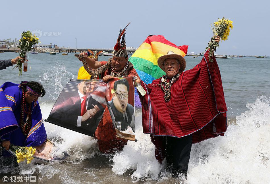 A grocery store started labeling products with their origin to help customers support local farmers