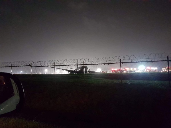 A snowstorm canceled over 500 flights and closed schools in the northeast