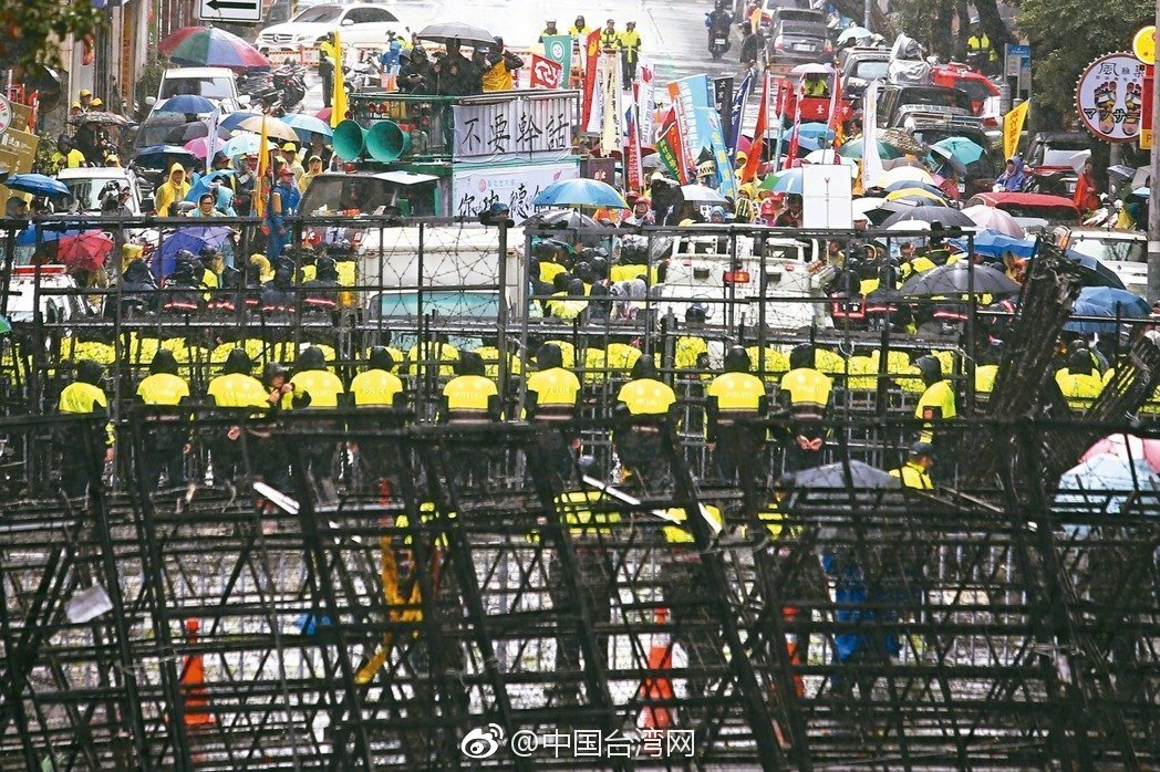 A software company provided free training to small businesses on how to use its products