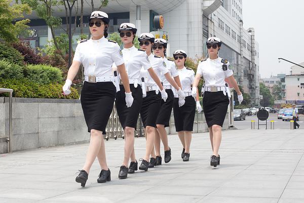 A fashion store donated unsold clothing to a nonprofit that helps homeless individuals