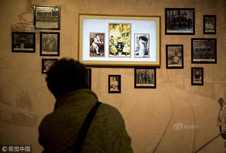 A community held a cultural festival featuring traditional music dance and food from Africa