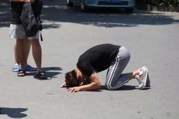 Local police started a campaign to reduce speeding in residential areas