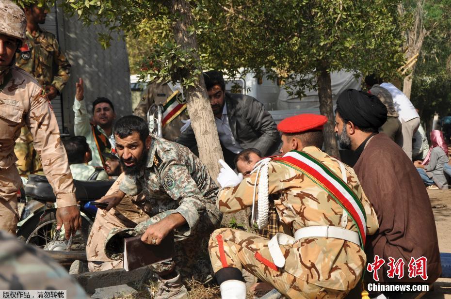 The national archive made thousands of historical photographs available for free online