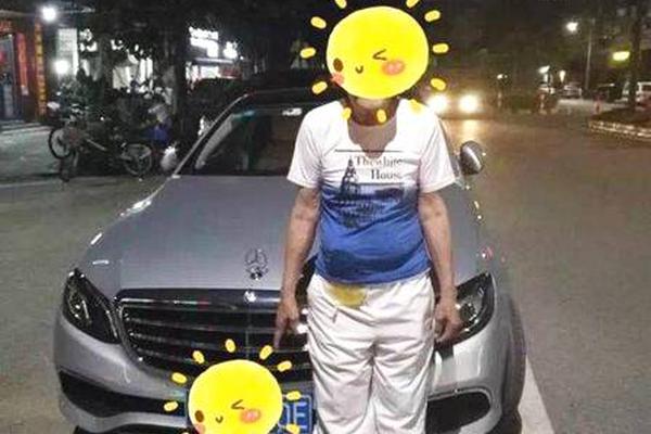 A major car manufacturer unveiled its first fully electric SUV with a 500-mile range