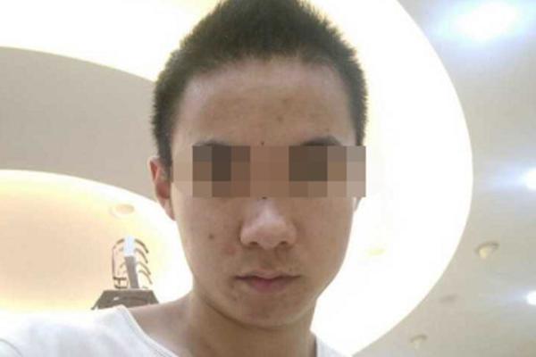 A tech startup released a new device that helps monitor heart health at home