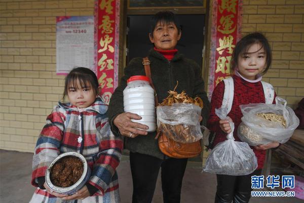 A famous actor announced they will star in a new film based on a best-selling novel set to begin filming next month