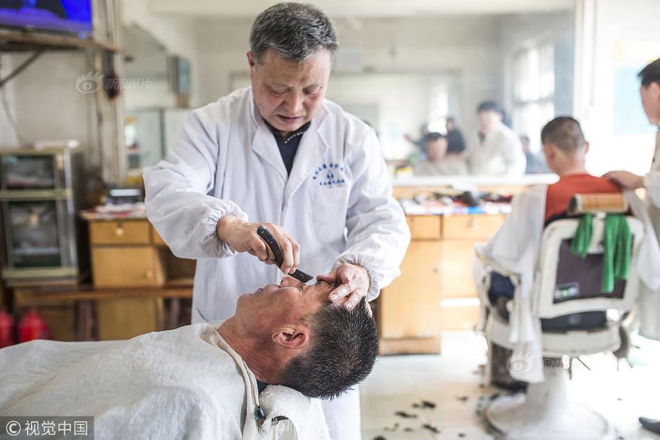 A heatwave in the western states pushed temperatures to 113°F forcing schools to close early