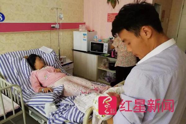 Fire department installs smoke detectors in elderly residents’ homes