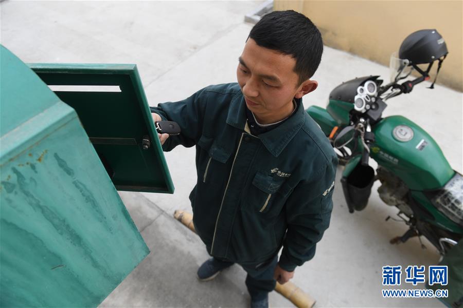 A software company partnered with a school district to provide free coding classes for students