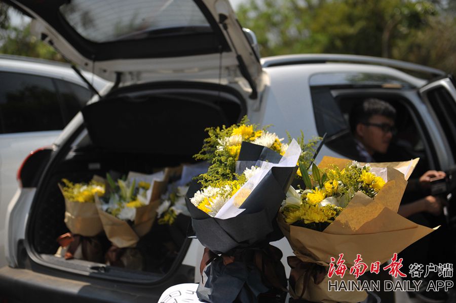 A charity started a housing program to help homeless individuals find and maintain apartments