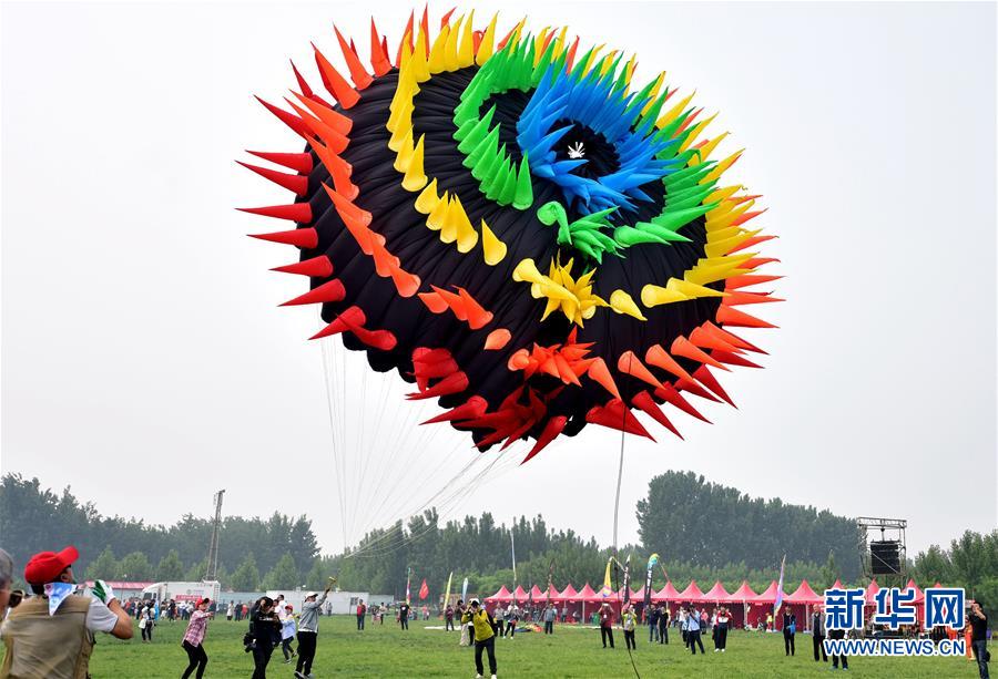 A construction company used recycled steel to build a new office building