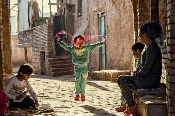 A university opened a new career center to help students find internships and jobs