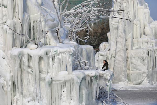 A local YMCA started offering free swimming lessons for children from low-income families